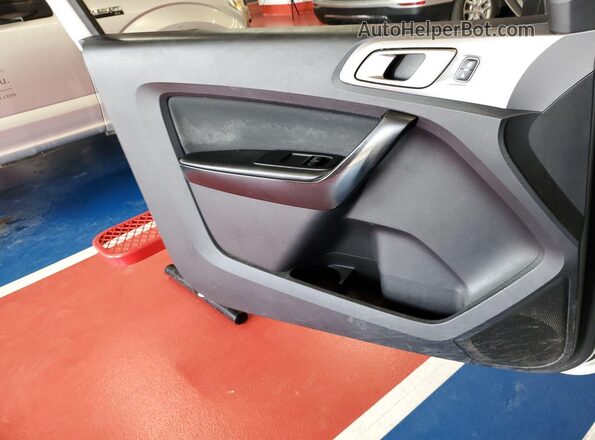 1FTER1FHXMLD73159 2021 FORD RANG  360 interior view