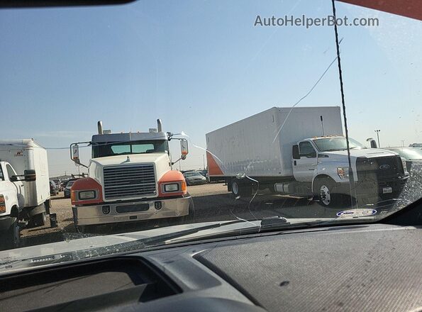 1FTEW1EB1MKF01056 2021 FORD F150  Вид панелі приладів