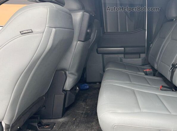1FTEX1CB7MFA03419 2021 FORD F150  Вид салону спереду
