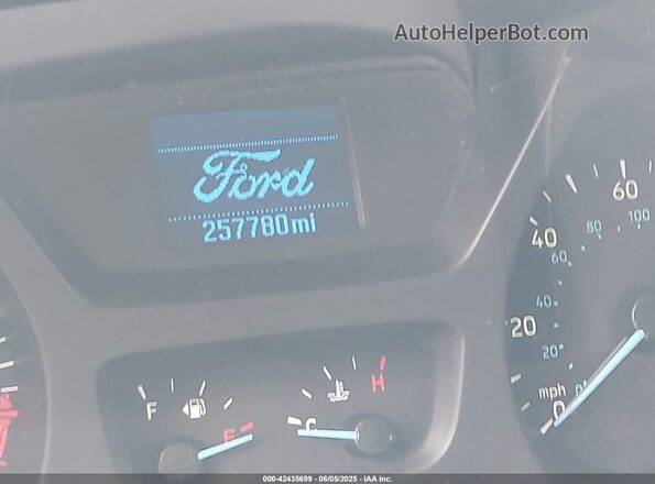 1FTYE1YMXHKA70686 2017 FORD TRANSIT-150 White 