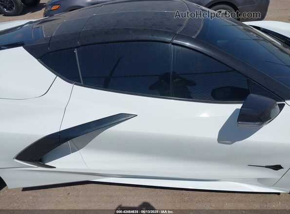 1G1YC2D4XN5114514 2022 CHEVROLET CORVETTE White 