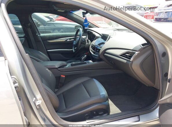 1G6DS5RK6P0113722 2023 CADILLAC CT5 Gray Вид салону спереду