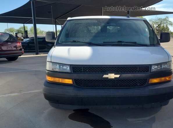 1GCWGAFG2K1328176 2019 CHEVROLET EXPRESS White 