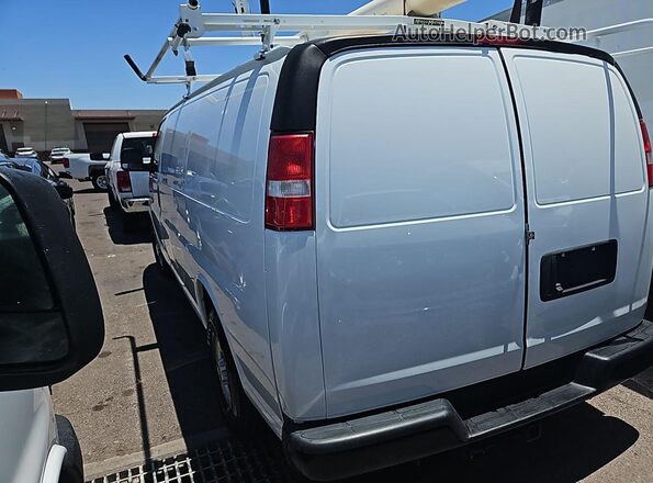 1GCWGAFP5M1160097 2021 CHEVROLET EXPRESS White Սարքավորումների վահանակի տեսք