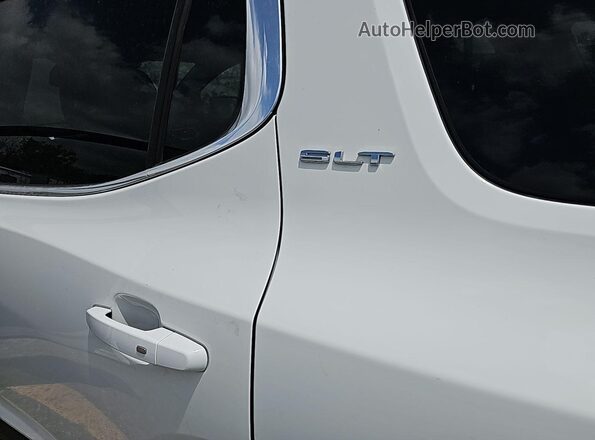 1GKKNML41LZ225564 2020 GMC ACADIA  Вид задньої частини салону