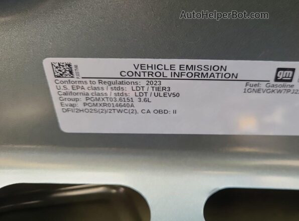 1GNEVGKW7PJ227568 2023 CHEVROLET TRAVERSE  Панорамный вид салона 360°