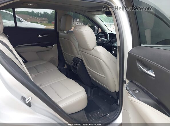 1GYFZBR40MF061203 2021 CADILLAC XT4 Silver 