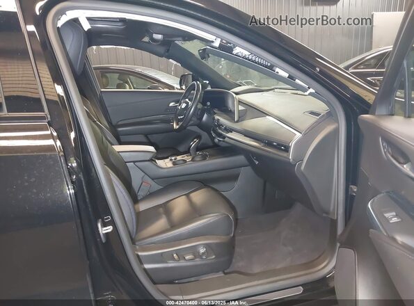 1GYFZFR40RF130034 2024 CADILLAC XT4 Черный Вид салона спереди