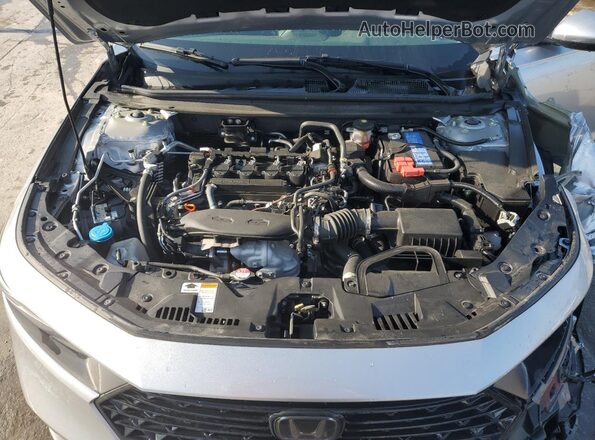 1HGCY1F21RA012610 2024 HONDA ACCORD Silver Սալոնի հետևի տեսք