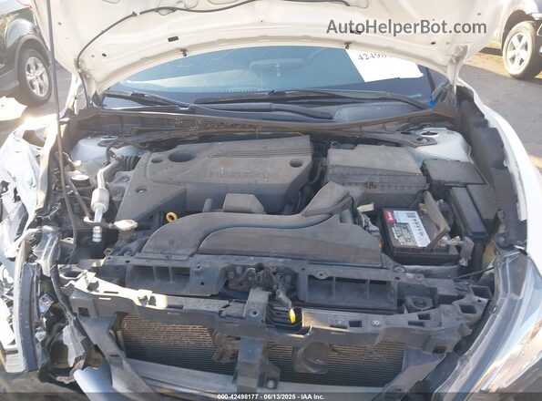 1N4AL3AP0GC251639 2016 NISSAN ALTIMA White Вид ззаду