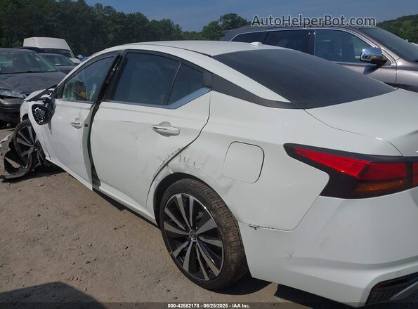 1N4BL4CV1MN391964 2021 NISSAN ALTIMA White Vista interior de 360 grados