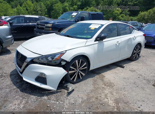 1N4BL4CV8MN375289 2021 NISSAN ALTIMA White Front left