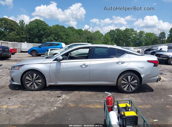 1N4BL4EV6MN345897 2021 NISSAN ALTIMA Silver უკანა სალონის ხედი