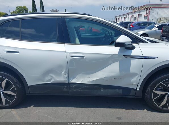 1V2WSPE80SC001869 2025 VOLKSWAGEN ID.4 White Widok wnętrza z tyłu