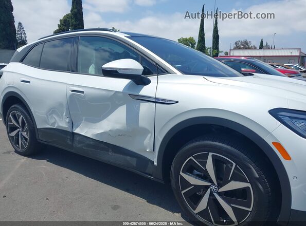 1V2WSPE80SC001869 2025 VOLKSWAGEN ID.4 White Widok z przodu