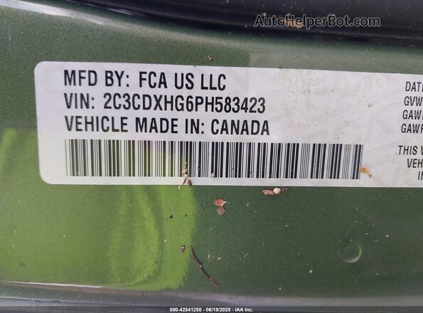 2C3CDXHG6PH583423 2023 DODGE CHARGER Green Widok komory silnika