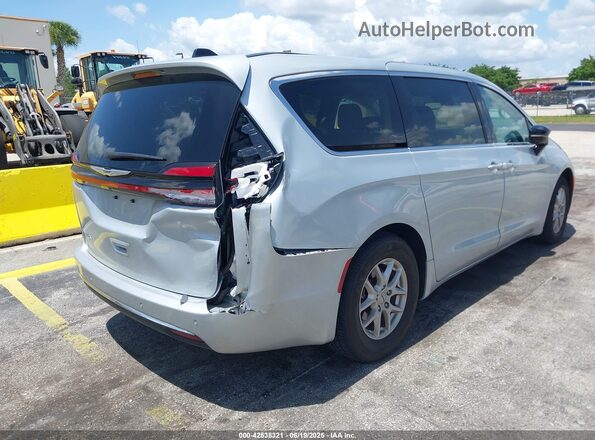 2C4RC1BG4RR125729 2024 CHRYSLER PACIFICA Silver Trasero derecho