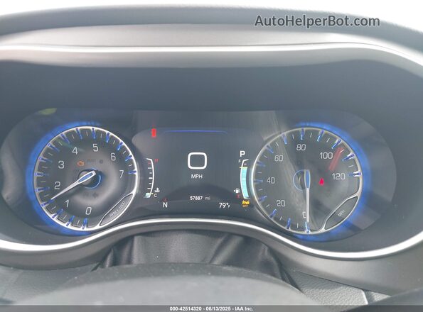 2C4RC1BG8PR623851 2023 CHRYSLER PACIFICA Белый Вид задних сидений