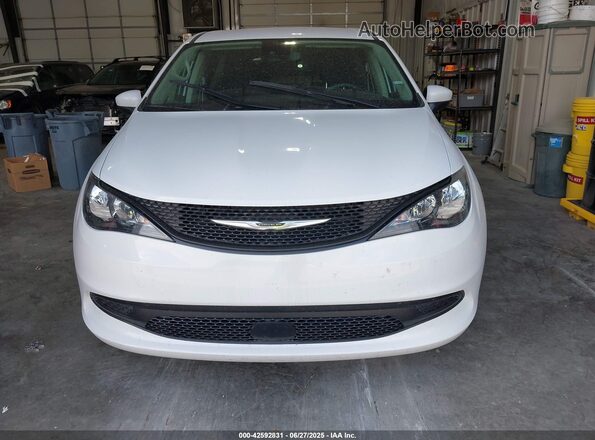 2C4RC1CG6PR525139 2023 CHRYSLER VOYAGER White Սարքավորումների վահանակի տեսք