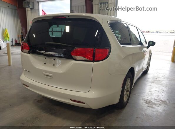 2C4RC1CG9PR533946 2023 CHRYSLER VOYAGER White უკანა მარჯვენა