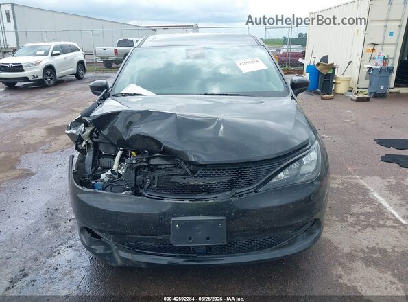 2C4RC1CGXPR577664 2023 CHRYSLER VOYAGER Черный 