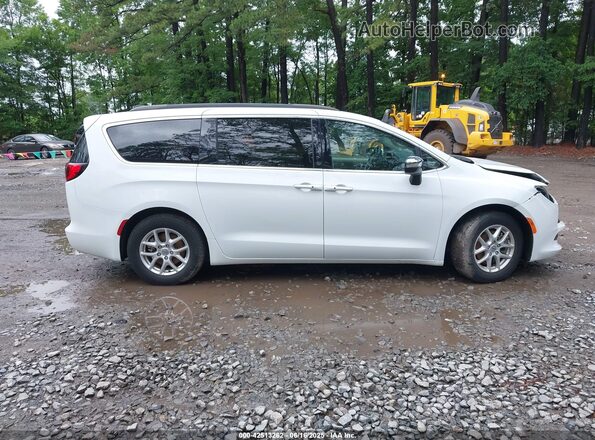 2C4RC1DG2MR503083 2021 CHRYSLER VOYAGER White 