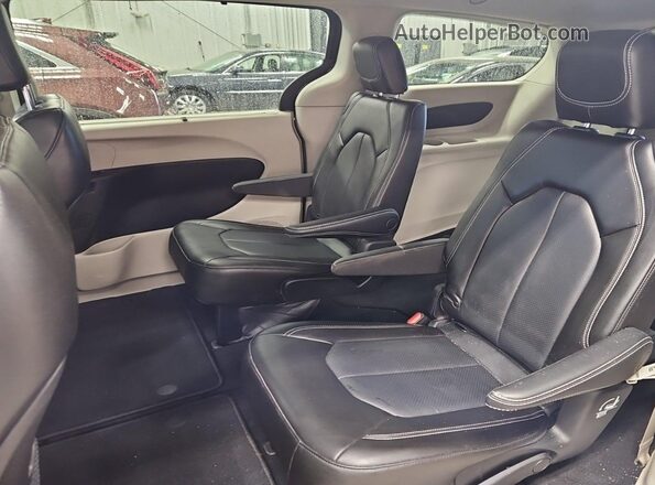 2C4RC1DG8MR600983 2021 CHRYSLER VOYAGER  Задняя левая четверть