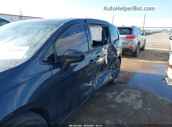 2C4RC1FG4LR237707 2020 CHRYSLER PACIFICA Gray Widok z przodu