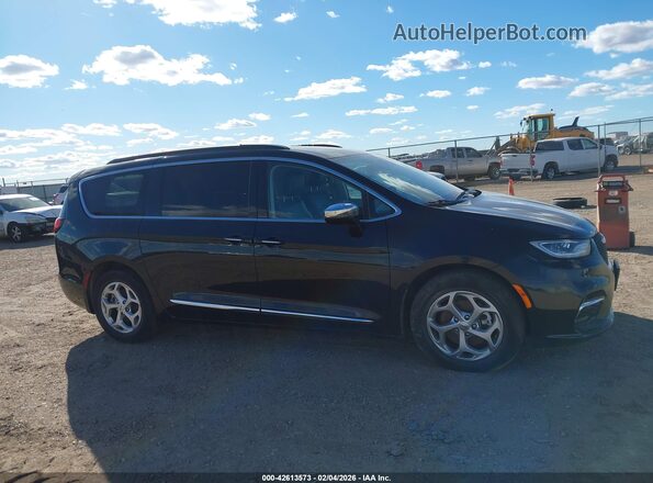 2C4RC1GG9PR623690 2023 CHRYSLER PACIFICA Black Вид задньої частини салону