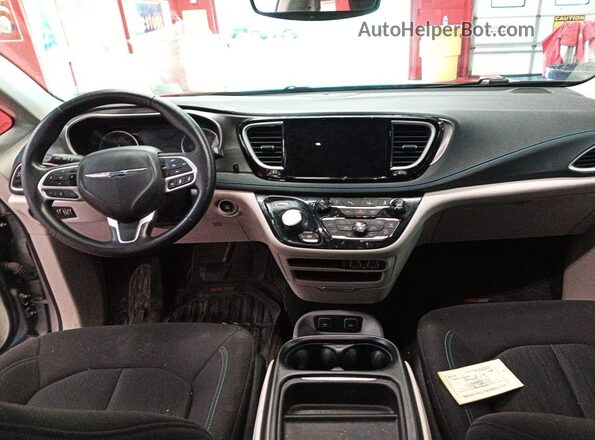 2C4RC3FGXMR566022 2021 CHRYSLER PACIFICA  Vista interior delantera