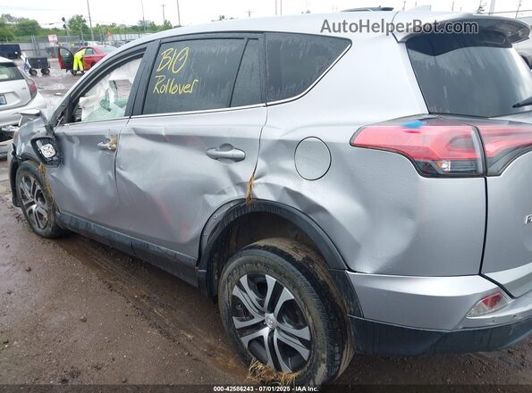 2T3BFREV3JW709681 2018 TOYOTA LE Silver Задня ліва чверть