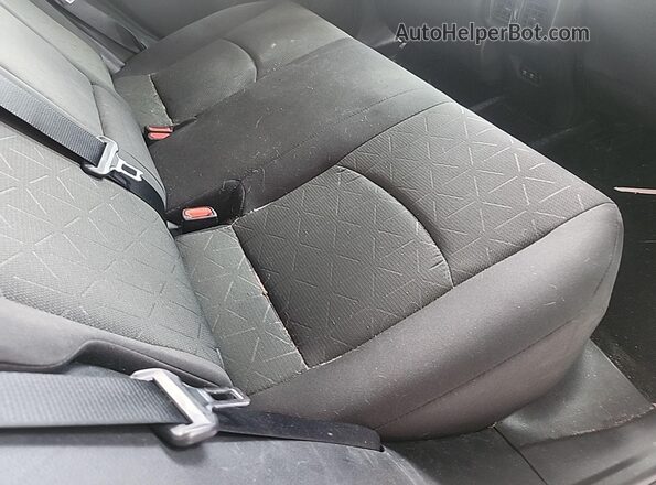 2T3P1RFV1MC215747 2021 TOYOTA LE  