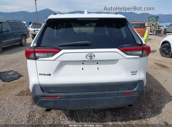 2T3P1RFV1MC219717 2021 TOYOTA LE Белый 