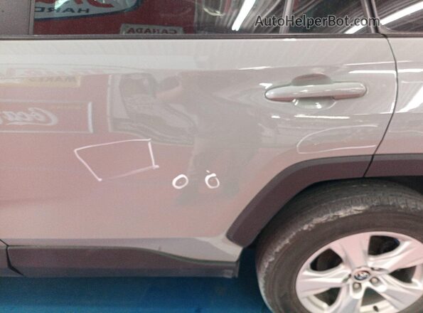 2T3P1RFV2MW225640 2021 TOYOTA LE  
