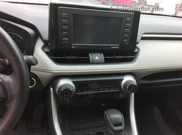 2T3P1RFV3MW225677 2021 TOYOTA LE  