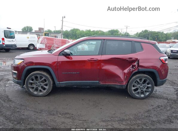 3C4NJDEB2MT589601 2021 JEEP COMPASS Темно-бордовый Панорамный вид салона 360°