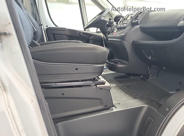 3C6TRVAG0LE138832 2020 RAM PROMASTER 1500  Передня ліва чверть