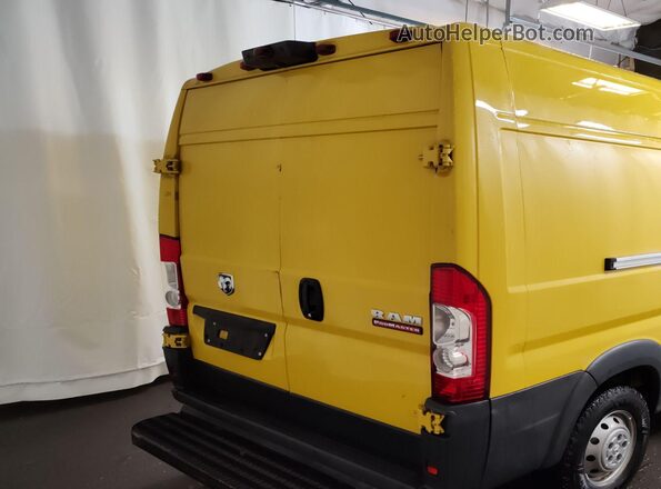 3C6TRVDG2JE121068 2018 RAM PROMASTER 2500  Вид наклейки с VIN-кодом