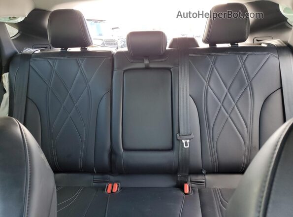 3FMTK1SS9MMA34674 2021 FORD MUSTANG White Widok tylnych siedzeń