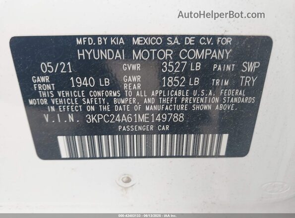 3KPC24A61ME149788 2021 HYUNDAI ACCENT White ძრავის განყოფილების ხედი