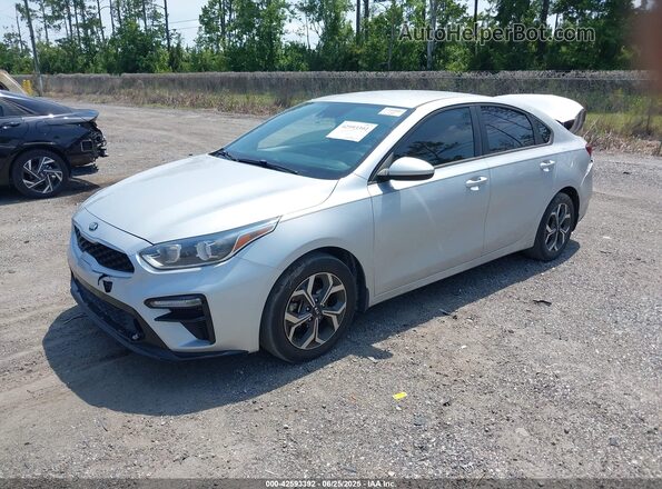 3KPF24AD6ME290464 2021 KIA FORTE Gray Vista tres cuartos delantera izquierda