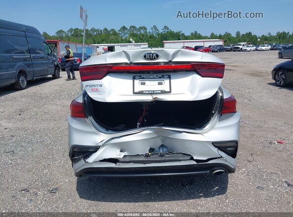 3KPF24AD6ME290464 2021 KIA FORTE Gray 