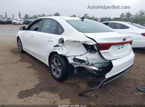 3KPF24AD7ME361168 2021 KIA FORTE White Tył lewy