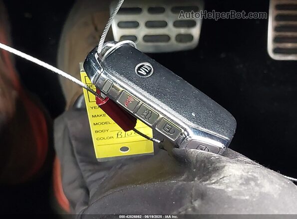 3KPF34AD8ME366182 2021 KIA FORTE Blue Vista del salpicadero