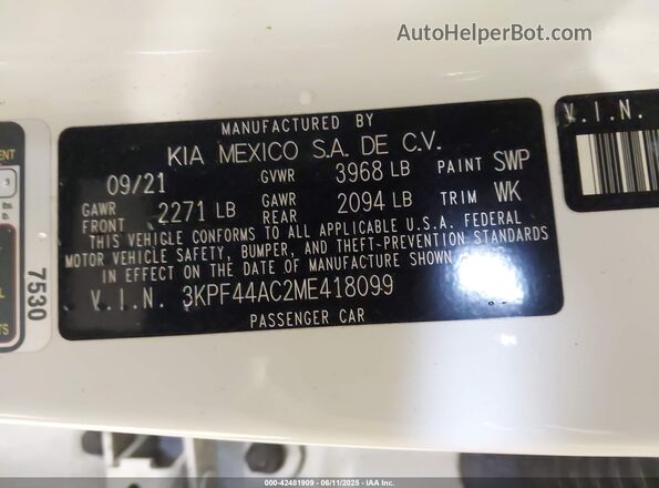 3KPF44AC2ME418099 2021 KIA FORTE White Engine compartment view