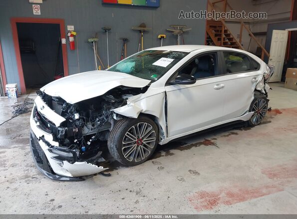 3KPF44AC2ME418099 2021 KIA FORTE White Front left