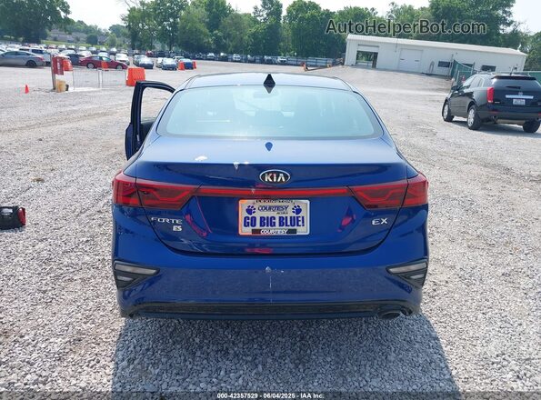3KPF54AD7ME406018 2021 KIA FORTE Blue 