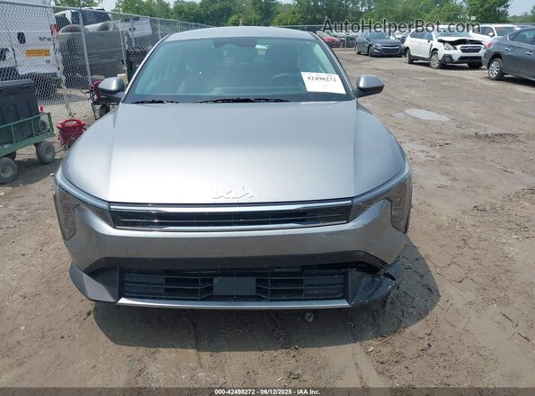 3KPFU4DE1SE127376 2025 KIA K4 Gray Սարքավորումների վահանակի տեսք