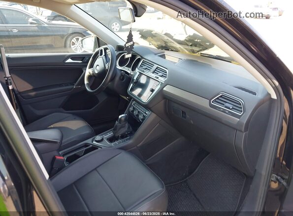 3VV2B7AX0LM034093 2020 VOLKSWAGEN TIGUAN Black წინა სალონის ხედი