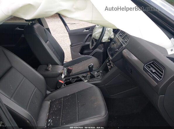 3VV2B7AX7MM114069 2021 VOLKSWAGEN TIGUAN Black Vista interior delantera